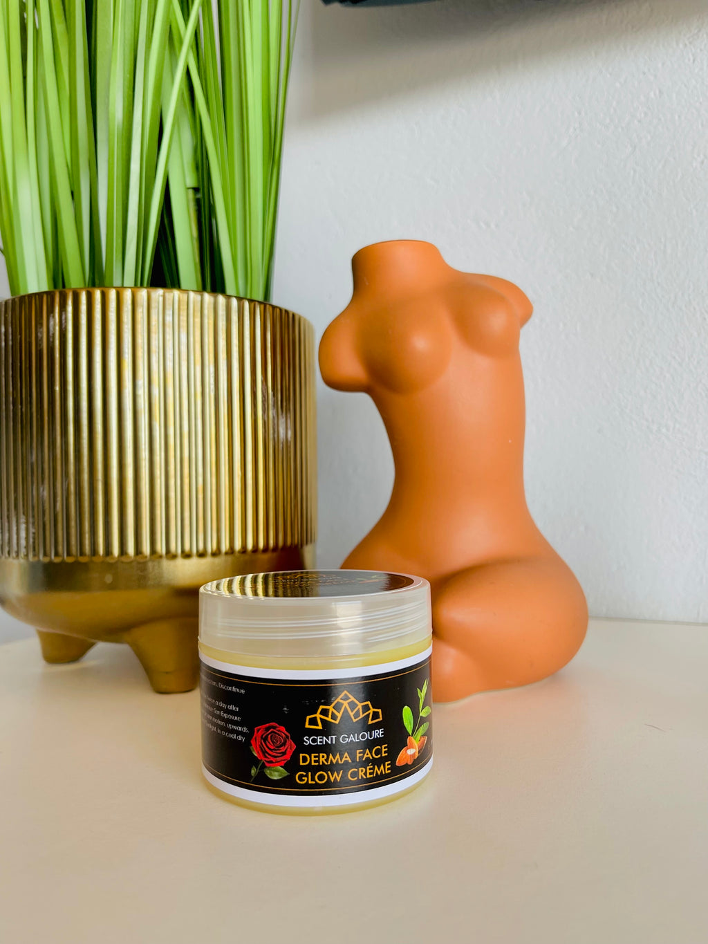 DERMA GLOW FACE CREME